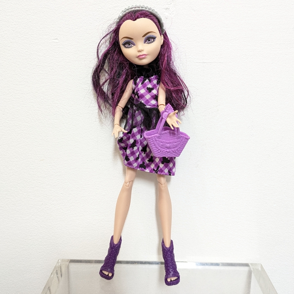 Ever After High Enchanted Picnic Raven Queen Doll